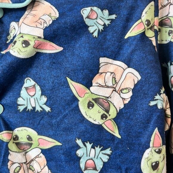 Star Wars Yoda boys long sleeve pajama size L 12/14 NWT Blue - Picture 3 of 7